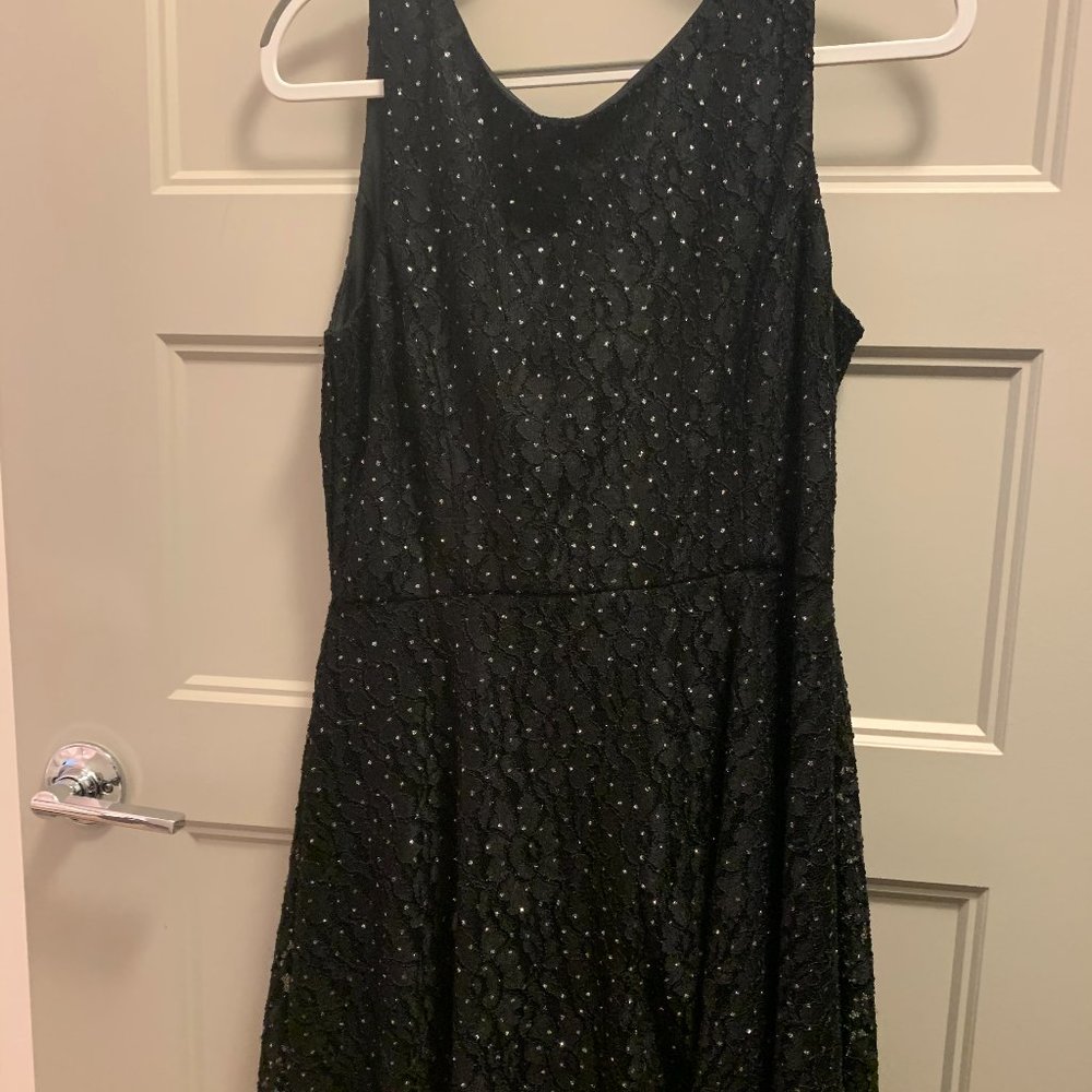 V-Back Sparkly Dress Size 13
